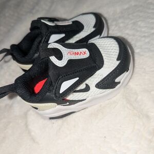 Nike Kids Air Max Black, White & Red Slip-On Sneakers